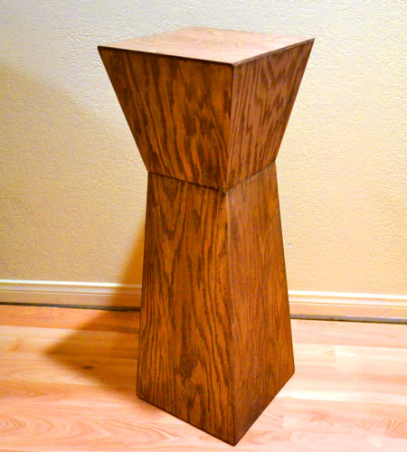 Veneered Playwood Pedestal End Table